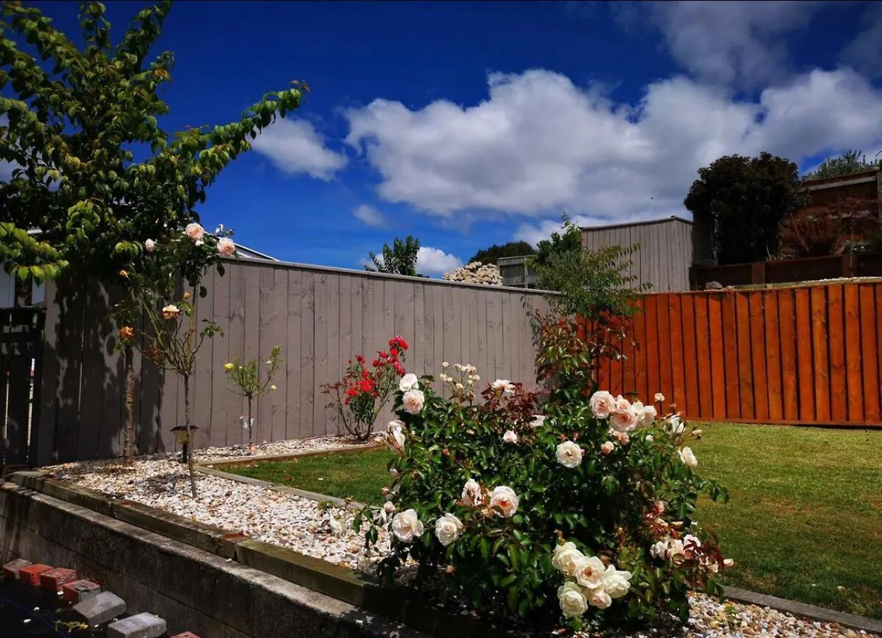 Spacious Utuhina Holiday House Rotorua